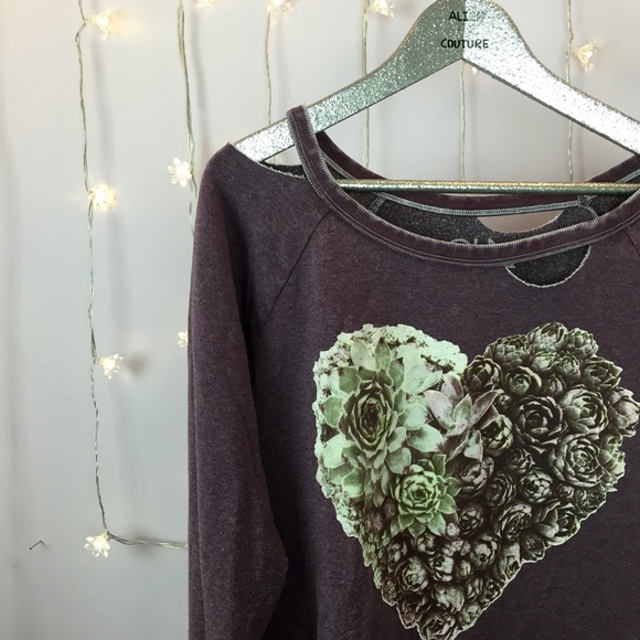 NWOT Chaser Succulent Heart Graphic Sweatshirt - Picture 3 of 7